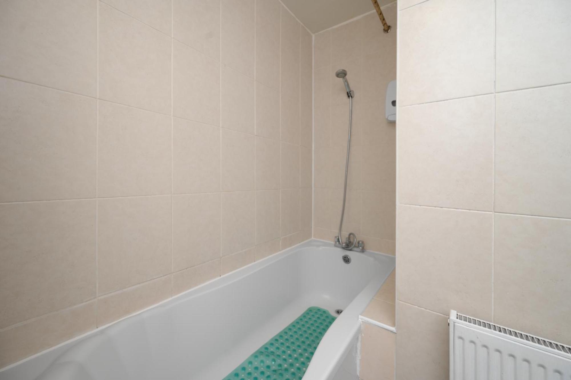 Flexistay Tulsi Aparthotel Croydon Exteriér fotografie